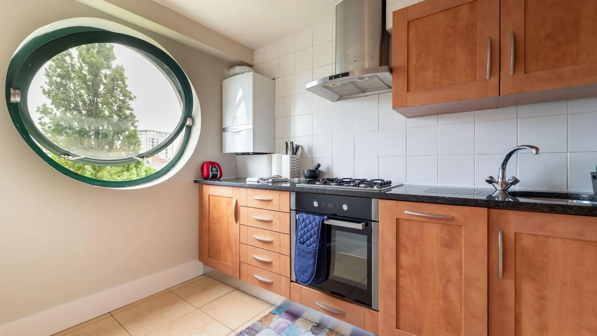 Apartamento Luxury Docklands 2Bed Apt- Close To Excel- Canary Wharf- City Airport - 02 Arena- Free Parking- Ps 4 Londres
