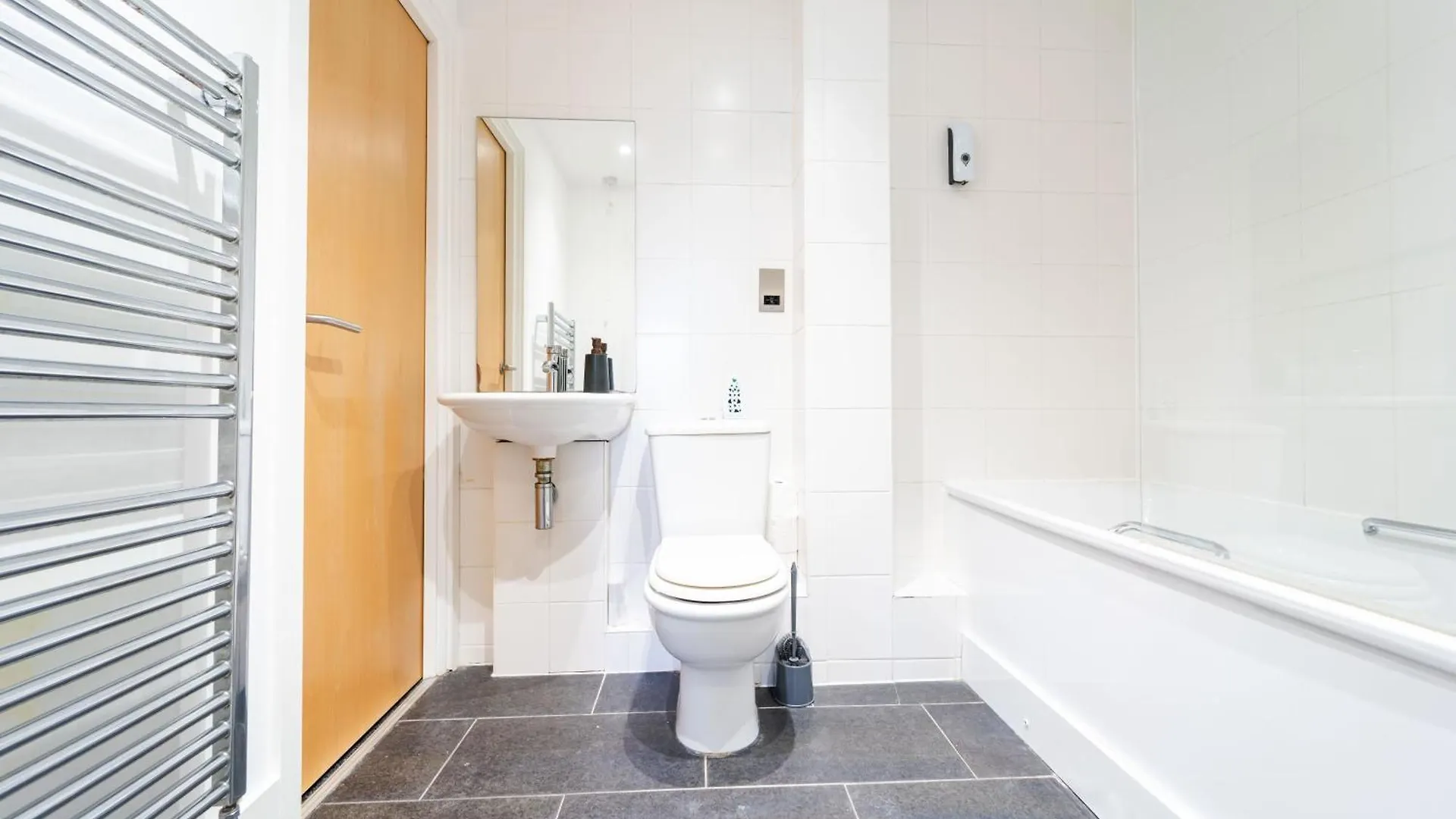Luxury Docklands 2Bed Apt- Close To Excel- Canary Wharf- City Airport - 02 Arena- Free Parking- Ps 4 London 0*,